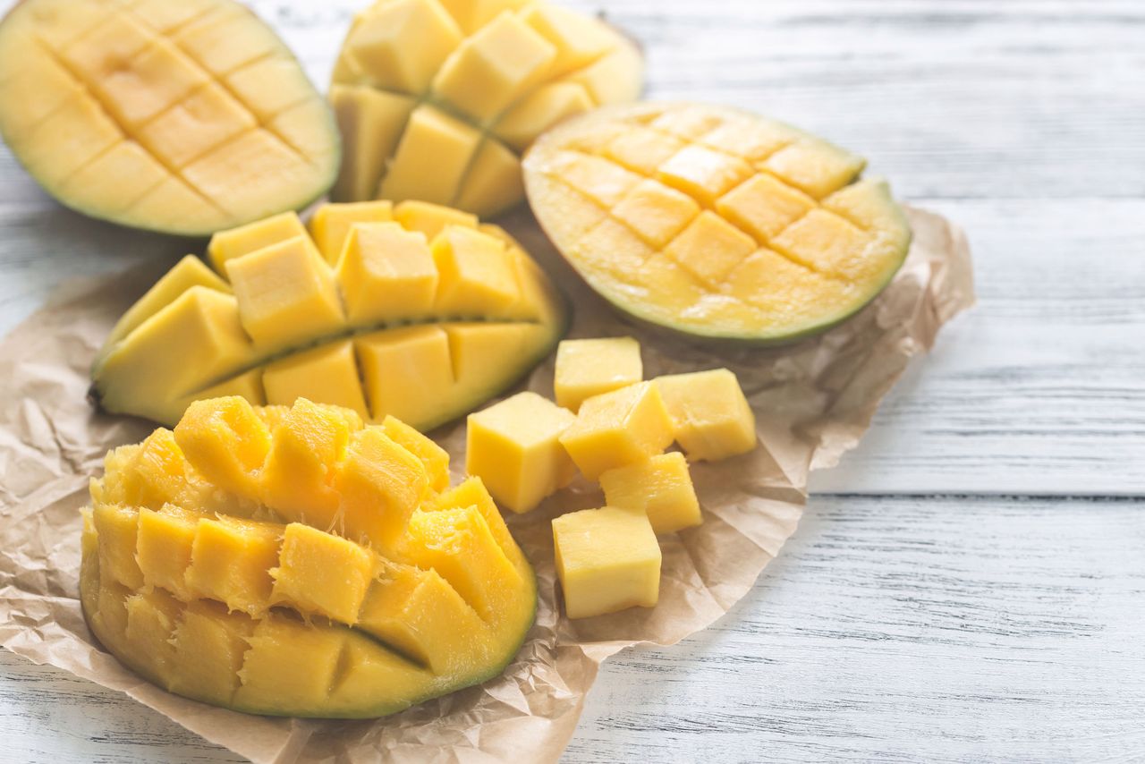 Egzotyczny "owoc miłości".  Jak wykorzystać mango w kuchni