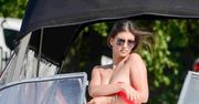 Seksowna tancerka z "Tańca z gwiazdami" opala sie topless na jachcie