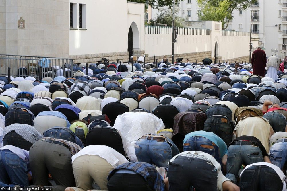 Kuria odda muzułmanom działkę pod budowę meczetu. "To historyczny moment"