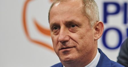 Neumann: PiS chodzi o ochronę partyjnych kolegów