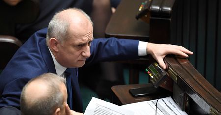 Wybory parlamentarne 2019. Taśmy Sławomira Neumanna. Nowe nagrania w "Wiadomościach" TVP