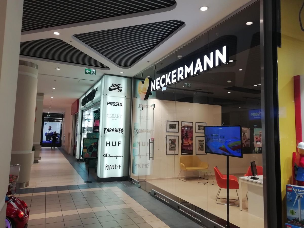 Klienci zaczynają się skarżyć na Neckermann Polska. Pojawiły się informacje o wyrzuconych z hotelu