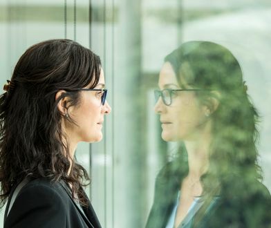"Humans": Carrie-Anne Moss: Od małego chciałam poruszać ludzi