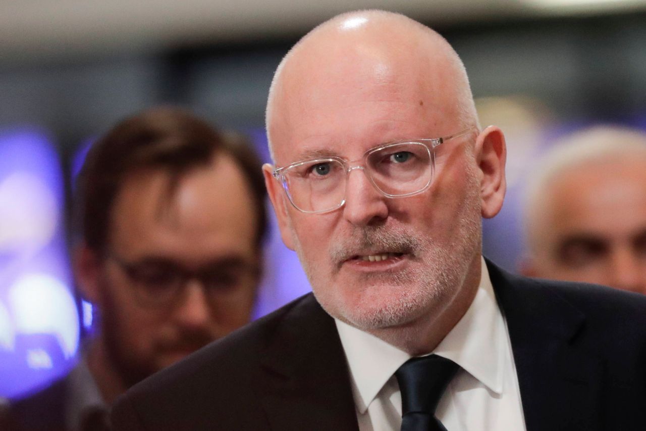 Frans Timmermans straszy powrotem granic w Europie Środkowej