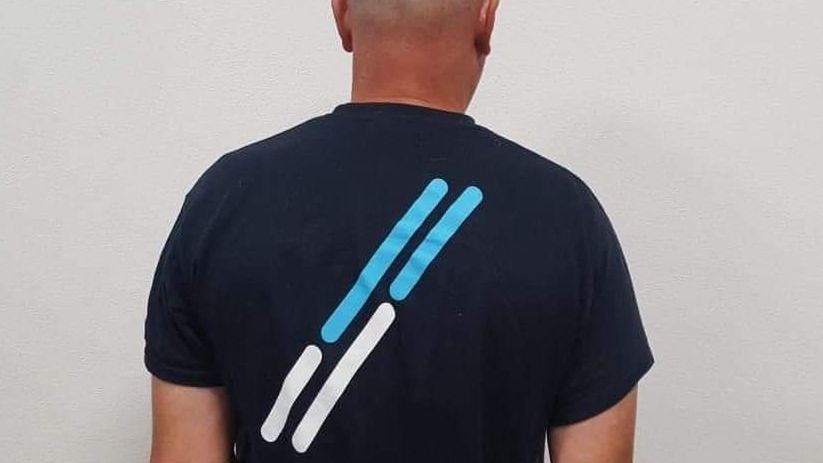 Policja zatrzymała mężczyznę, który wyrzucił psy przez okno