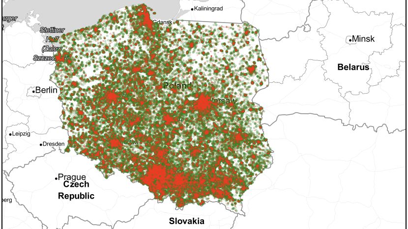 Polska, 16.03.2020. Kolor czerwony oznacza urządzenia do osób w podróży. Zielony to urządzenia, które osób niezmieniających miejsca pobytu: