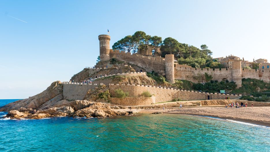 Tossa de Mar to jeden z najsłynniejszych kurortów na wybrzeżu Costa Brava