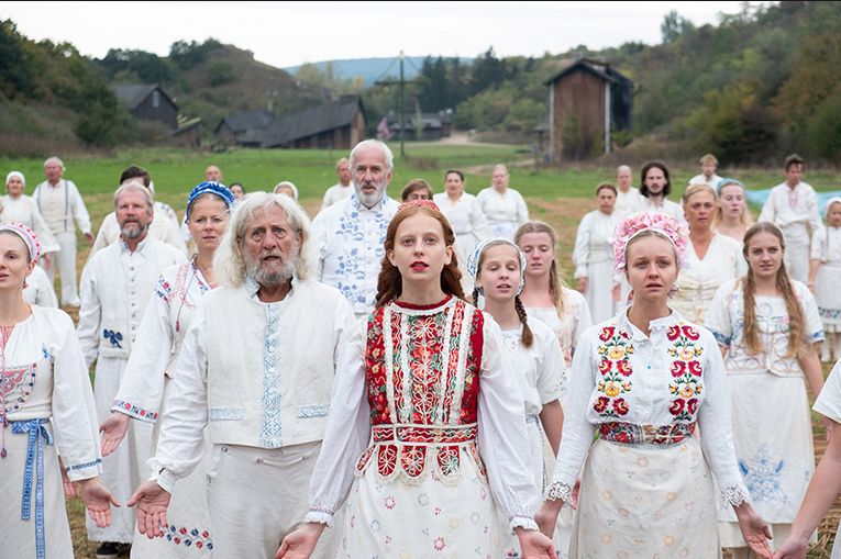 "Midsommar". Przerażający horror nakręcony w biały dzień