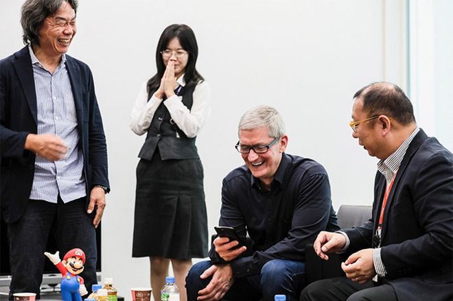 Szef Apple gra w Mario ze swoim ziomeczkiem Miyamoto