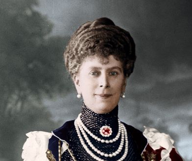 Królowa Maria była oszczędna nie tylko w uczuciach. Bliskim dawała stare kwiaty