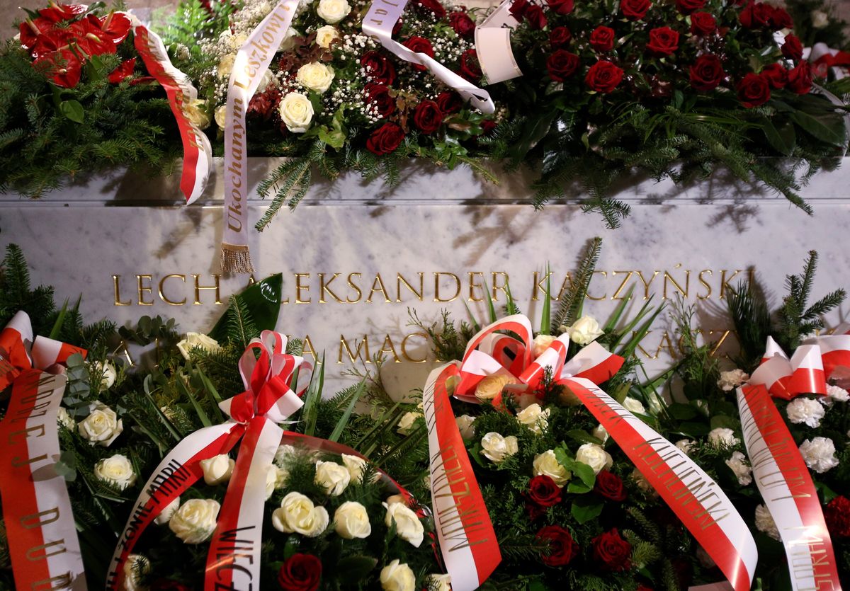Instytut im. Lecha Kaczyńskiego wzbogacony o nowy eksponat? Ma tam stanąć pierwszy sarkofag pary prezydenckiej z Wawelu