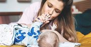Maria Konarowska pokazała, jak karmi piersią. Odważnie! Miała ku temu szczególny powód