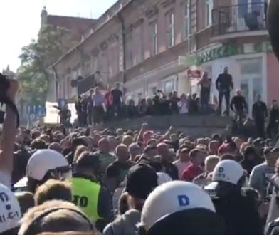 Awantury na marszu równości. W ruch poszły armatki wodne