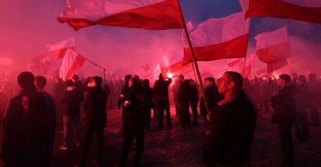 Sondaż. Polacy nie chcą iść w marszu razem z narodowcami
