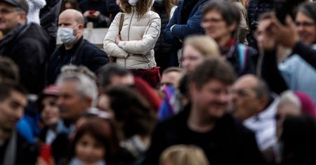 Koronawirus kontra prywatność. Tak rządy na świecie kontrolują obywateli