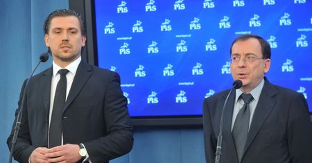"Agent Tomek" ujawnia kulisy pracy w CBA. Wspomina akcję "willi Kwaśniewskich"