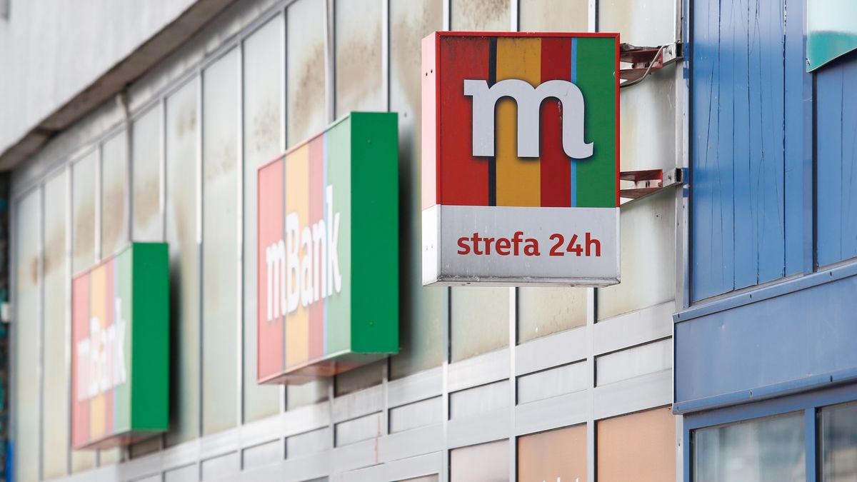 Ekspert ocenia ewentualny zakup mBanku przez Pekao jako pozytywny dla sektora