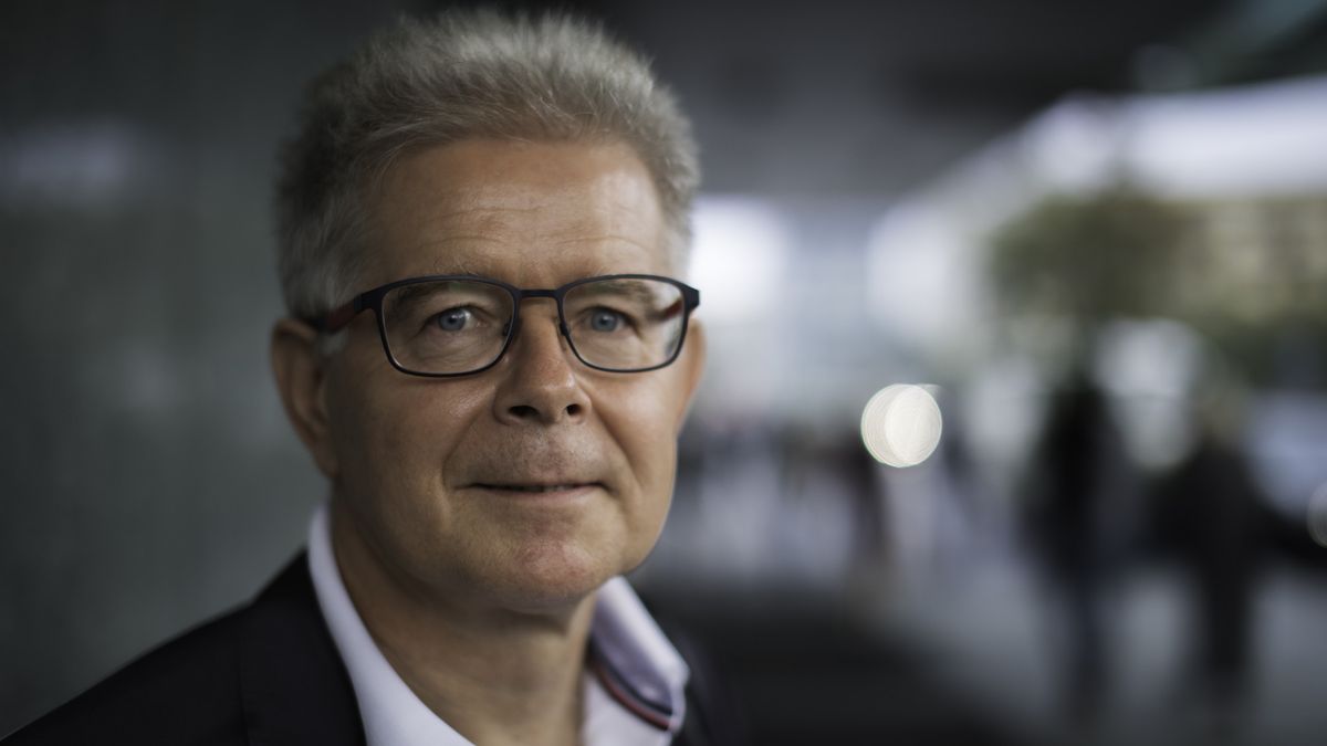 Sławomir Lachowski, twórca mBanku, twierdzi, że po akwizycji bank może stać się największą tego typu instytucją w Polsce.