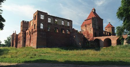 Pokrzyżacki zamek na sprzedaż. Komornik wystawił obiekt na licytację