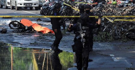 Zamach na kościoły w Indonezji. Wśród zamachowców dwie dziewczynki