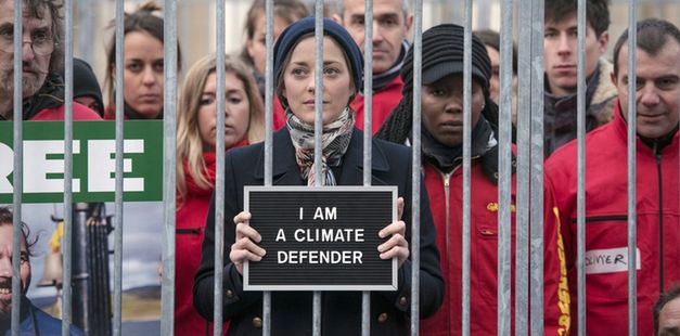 Marion Cotillard broni aktywistów Greenpeace