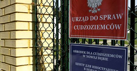 "Der Spiegel": polski rząd ma polityczny problem z migracją