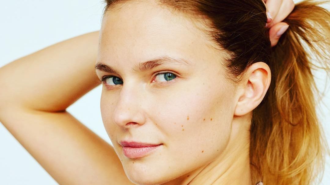Karolina Szymczak jest polską modelką i aktorką