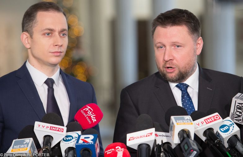 Cezary Tomczyk, Marcin Kierwinski podczas konferencji prasowej w Sejmie. 