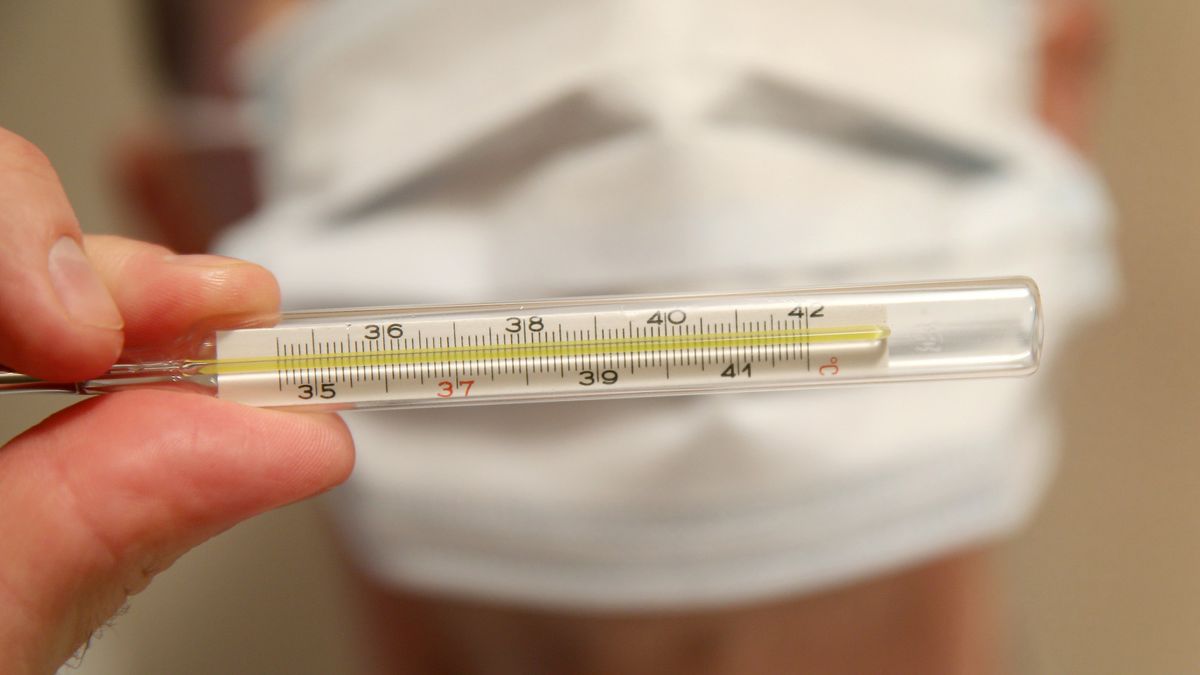 Wciąż używamy cieczowych termometrów - to z oszczędności. Błędnie też mierzymy temperaturę