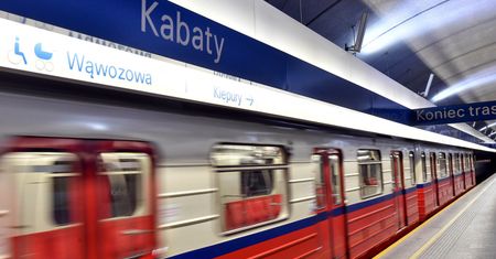 Koronawirus w Warszawie. Zamknięto sześć stacji metra