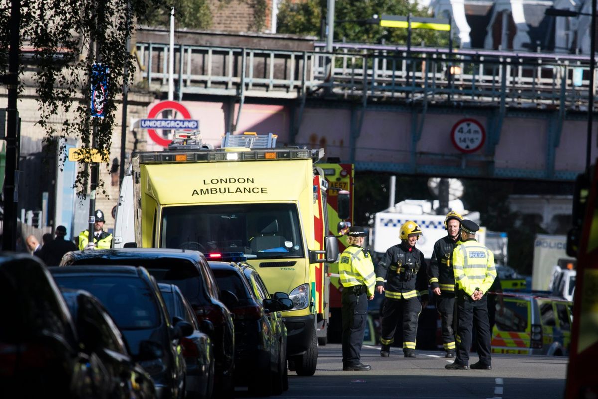 Brytyjska policja zidentyfikowała zamachowca z Londynu. ISIS przyznaje się do ataku
