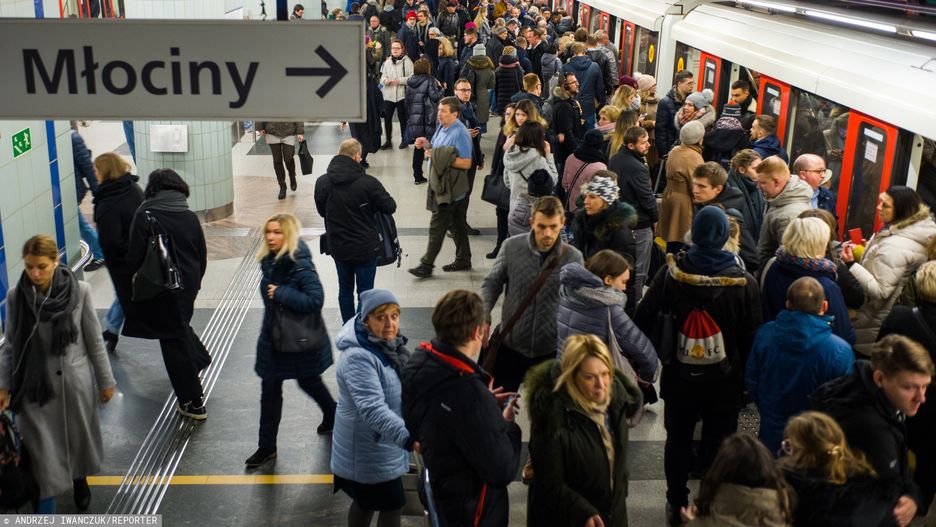 Warszawa. Stacja I linii metra Świętokrzyska