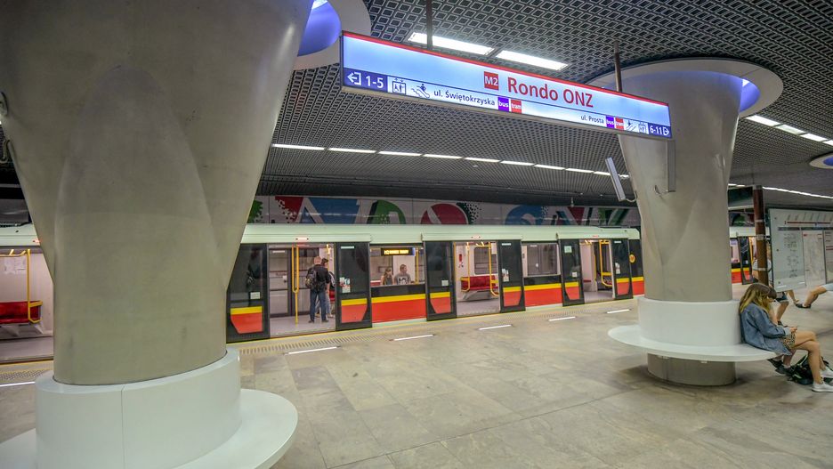 Wpadek na stacji metra Rondo ONZ
