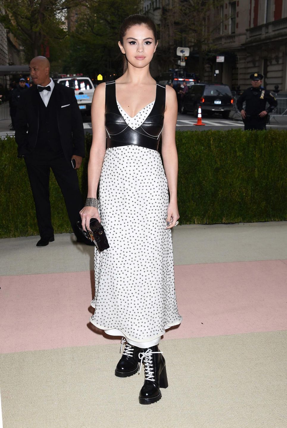Selena Gomez - MET Gala 2016