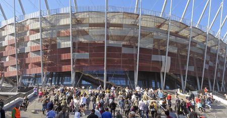 Warszawa. Mecz Polska-Austria. Ogromne korki. Zamknięta Saska Kępa