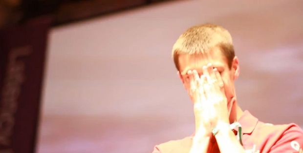 Nadal smutni po klęsce polskiej reprezentacji? Obejrzyjcie, jak Polak wygrywa jeden z najważniejszych europejskich turniejów StarCrafta