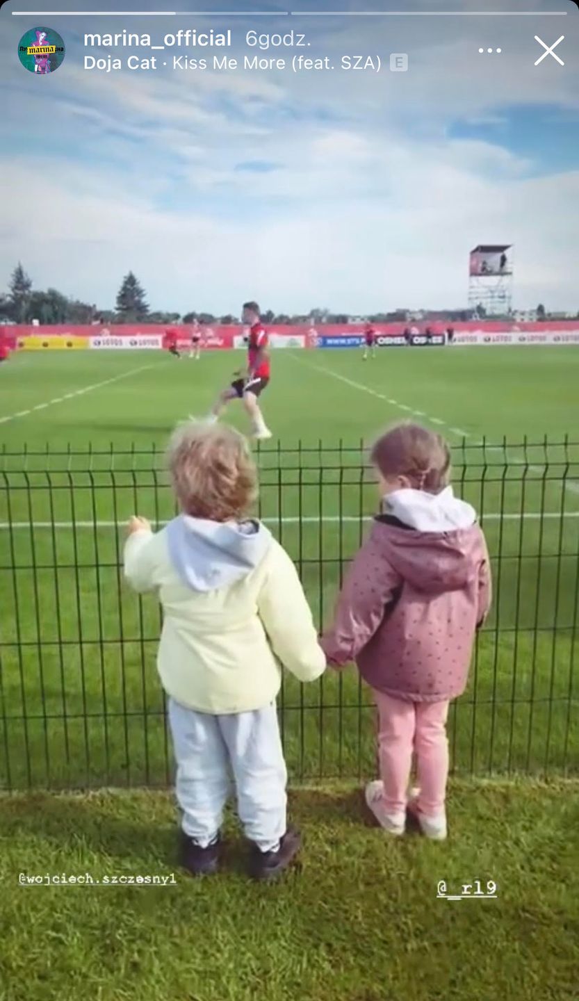 Marina Łuczenko pokazała Liama, który trzyma Klarę za rękę