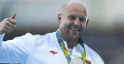 Medal olimpijski Piotra Małachowskiego sprzedany! Kupiło go dwóch polskich miliarderów! Połączyli siły w słusznym celu