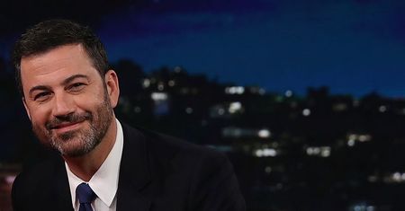 Jimmy Kimmel stroi sobie żarty ze swoich pracowników. Efekt jest powalający