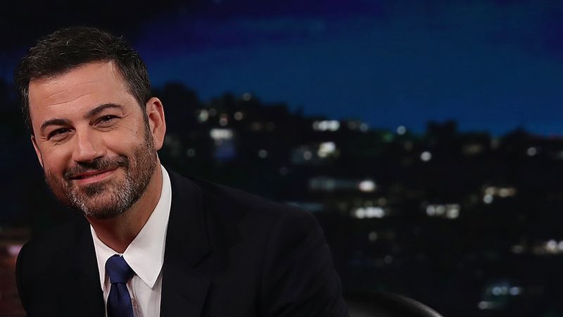 Jimmy Kimmel prowadzi talk-show "Jimmy Kimmel Live".