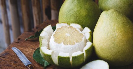 Pomelo - kaloryczność, właściwości i wartości odżywcze