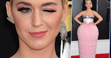 Sukienka Katy Perry z Grammy 2019 rozbroiła internautów. Ten mem to najlepsze co dzisiaj zobaczycie