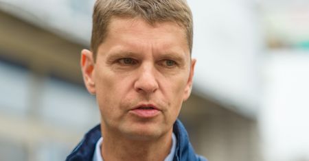 Minister edukacji: "Rozważamy matury bez części ustnej"