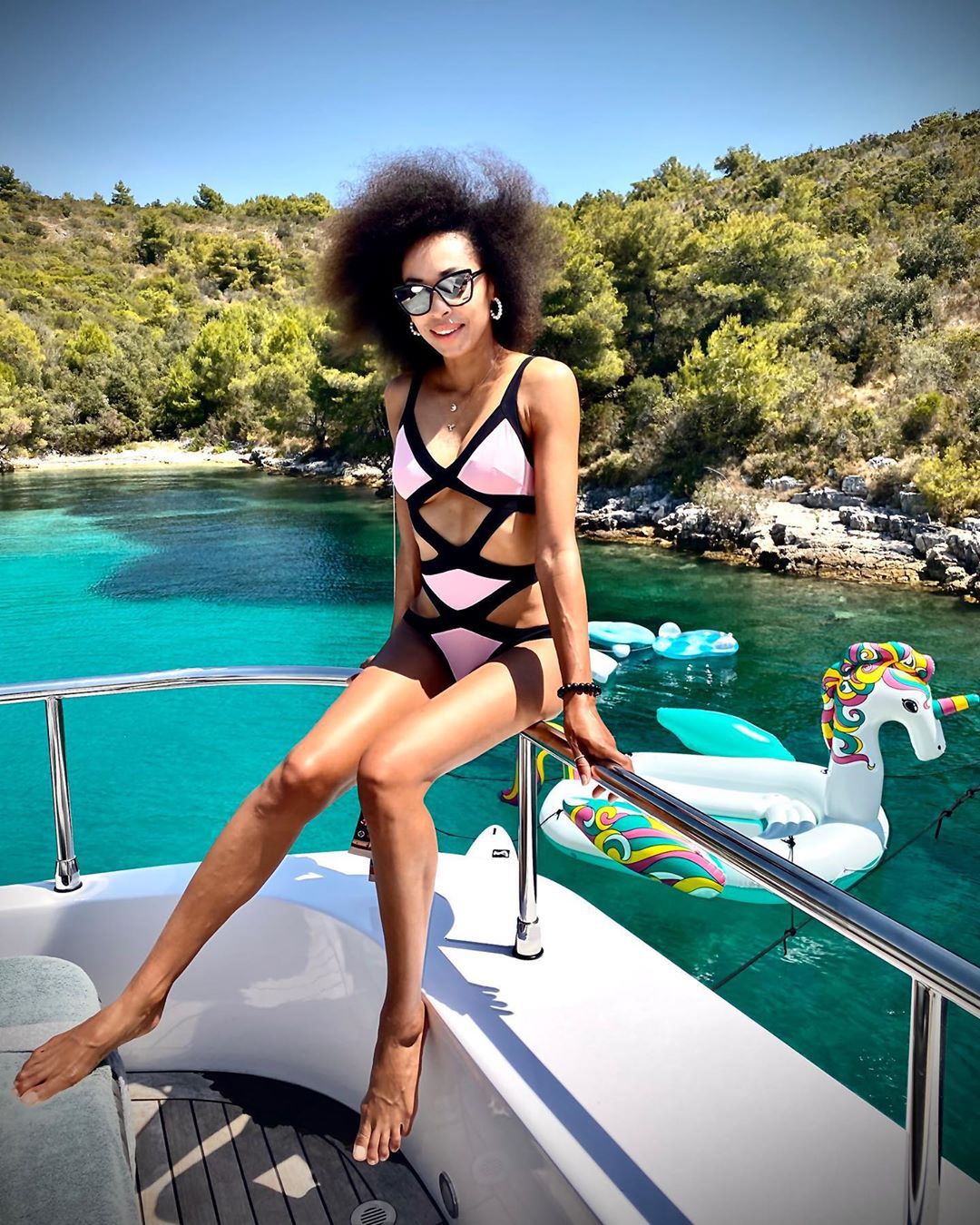 Omenaa Mensah w bikini na wakacjach w Chorwacji