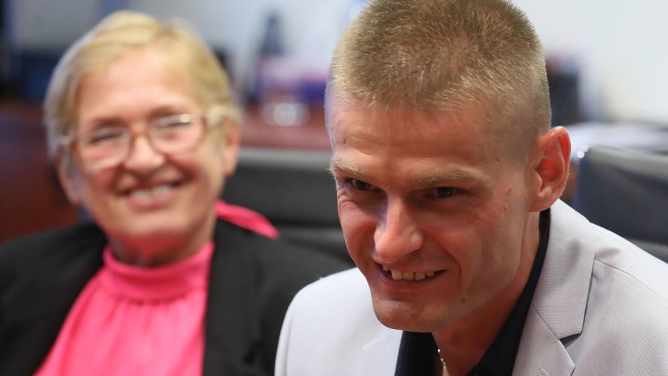 Tomasz Komenda z mamą po uniewinnieniu w maju 2018 r. 