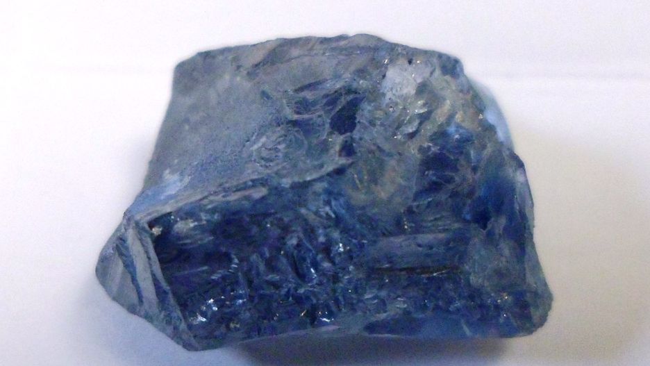 20-karatowy niebieski diament