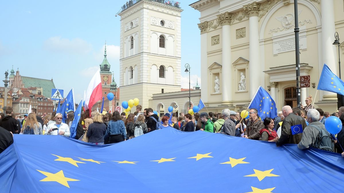 Wybory do europarlamentu. Jak głosować w wyborach do Parlamentu Europejskiego w Polsce? Zasady