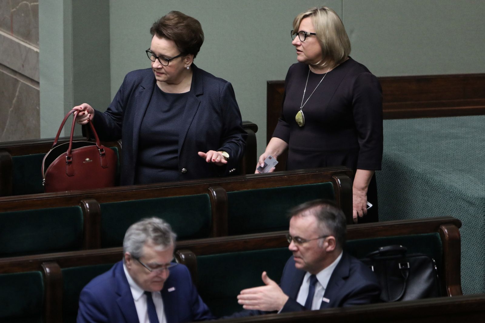 Anna Zalewska i Beata Kempa mogą być pewne wyjazdu do Brukseli. Jarosław Sellin może liczyć tylko na niespodziankę.