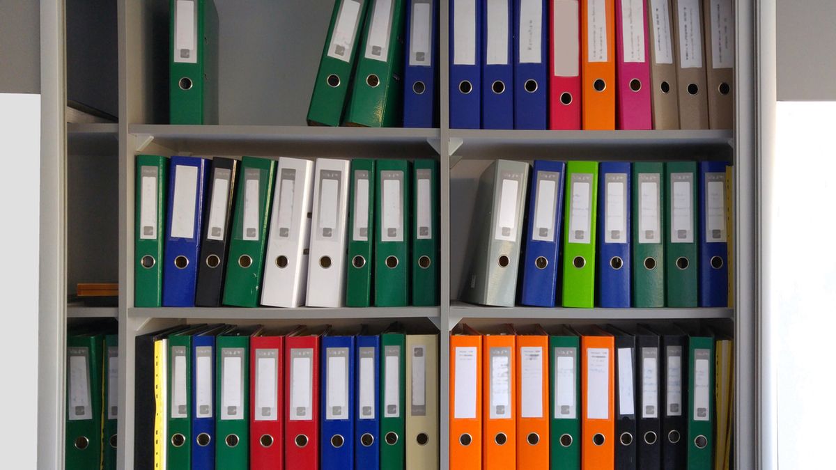 Jak długo trwa rozwiązanie umowy o pracę za wypowiedzeniem?