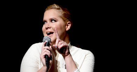 Amy Schumer wyśmiewa projektantów na Instagramie